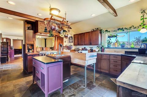 20980 Sunset Pl, Bend, OR 97701 photo 5