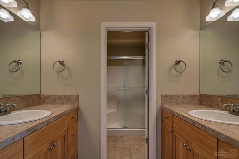 20297 Schaeffer Dr, Bend, OR 97703 photo 14
