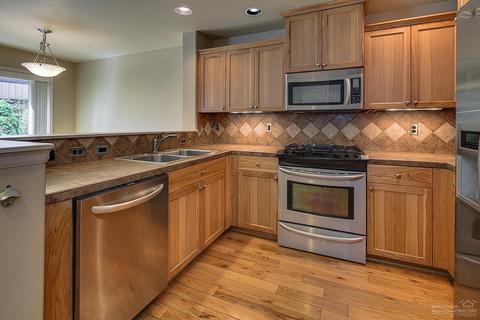 20297 Schaeffer Dr, Bend, OR 97703 photo 7