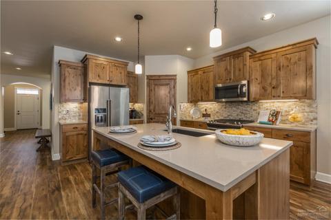 51797 Fordham Dr, La Pine, OR 97739 photo 6