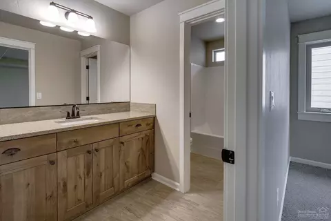 20847 Gateway Dr, Bend, OR 97702 photo 16