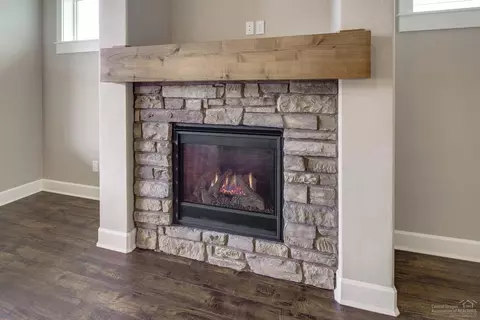 20847 Gateway Dr, Bend, OR 97702 photo 9