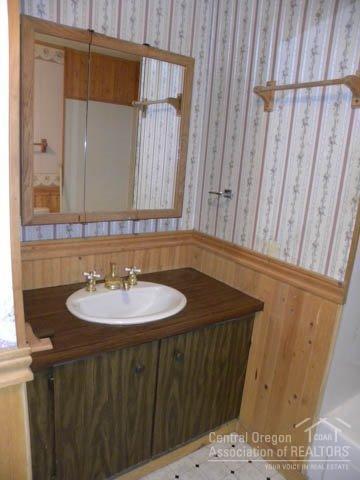 54789 Wolf St, Bend, OR 97707 photo 9