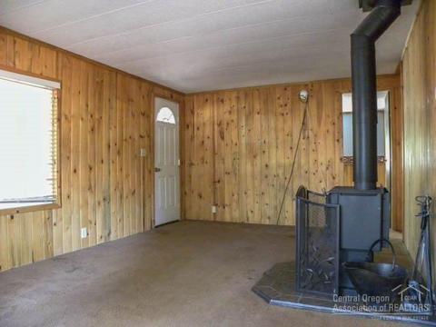 54789 Wolf St, Bend, OR 97707 photo 2