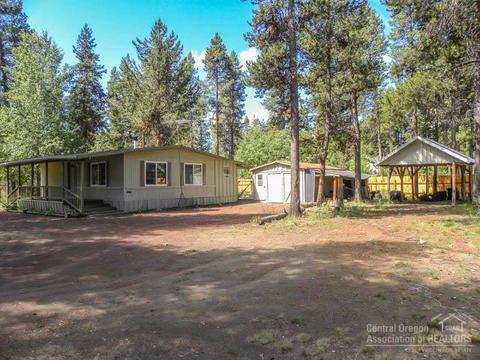 54789 Wolf St, Bend, OR 97707 photo 1