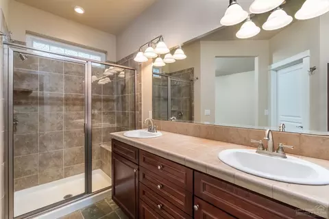 61414 Davis Lake Loop, Bend, OR 97702 photo 9