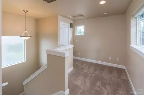 61414 Davis Lake Loop, Bend, OR 97702 photo 12