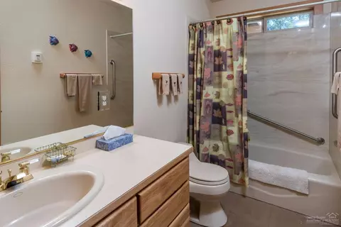 16319 Bear Ln, Bend, OR 97707 photo 13