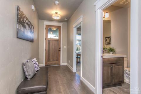 60858 Garrison Dr, Bend, OR 97702 photo 3