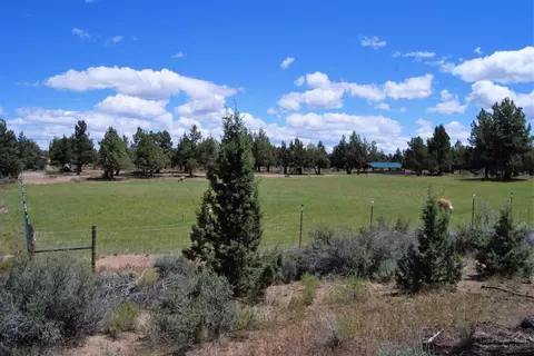 61430 Gribbling Rd, Bend, OR 97701 photo 3
