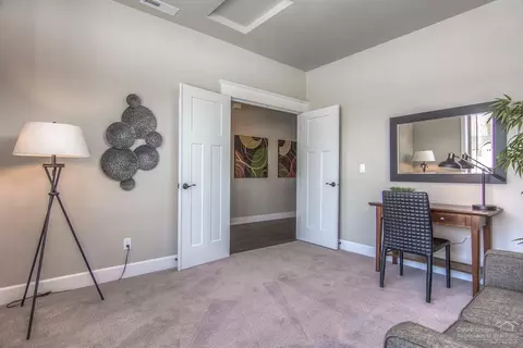 19541 Stonegate Ct, Bend, OR 97702 photo 5