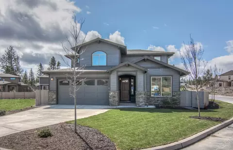 19541 Stonegate Ct, Bend, OR 97702 photo 1