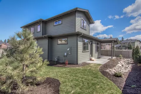 19541 Stonegate Ct, Bend, OR 97702 photo 23