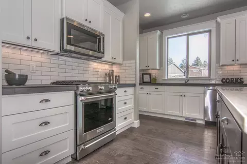 19541 Stonegate Ct, Bend, OR 97702 photo 14
