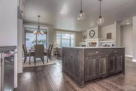 19541 Stonegate Ct, Bend, OR 97702 photo 13