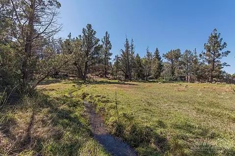 62635 Waugh Rd, Bend, OR 97701 photo 21