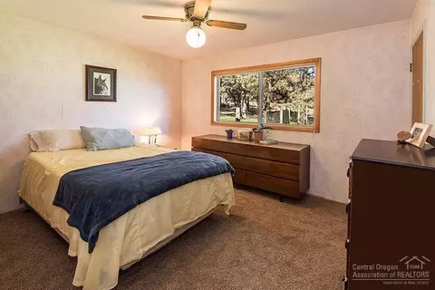 62635 Waugh Rd, Bend, OR 97701 photo 8