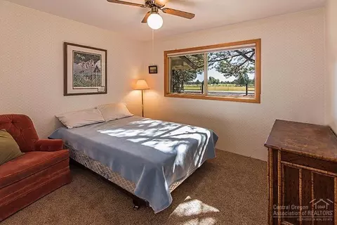 62635 Waugh Rd, Bend, OR 97701 photo 10