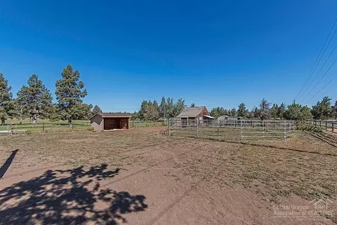 62635 Waugh Rd, Bend, OR 97701 photo 15
