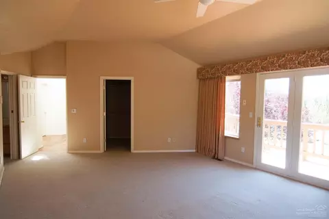 2630 NW Sample Ct, Bend, OR 97703 photo 11