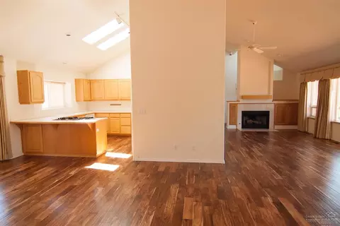 2630 NW Sample Ct, Bend, OR 97703 photo 6