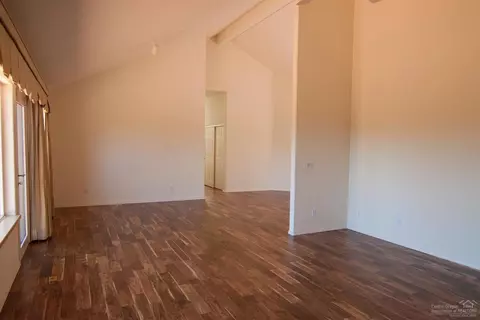 2630 NW Sample Ct, Bend, OR 97703 photo 3