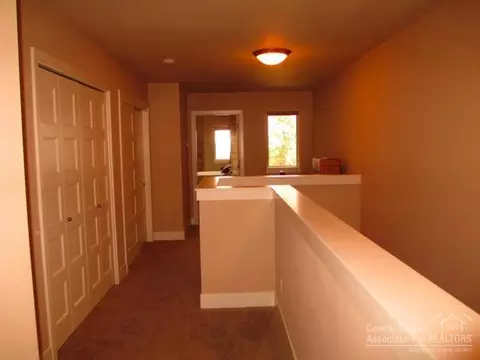 2375 NW Debron Ln, Bend, OR 97703 photo 17