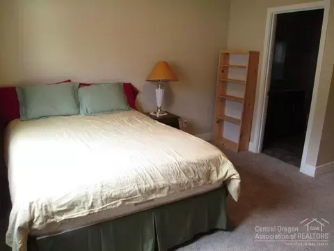 2375 NW Debron Ln, Bend, OR 97703 photo 16