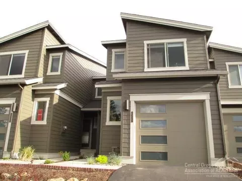 2375 NW Debron Ln, Bend, OR 97703 photo 1