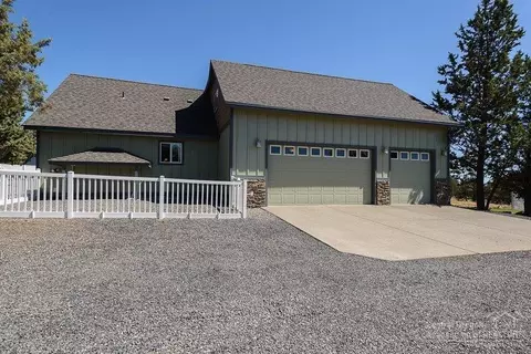 65264 76th St, Bend, OR 97703 photo 3