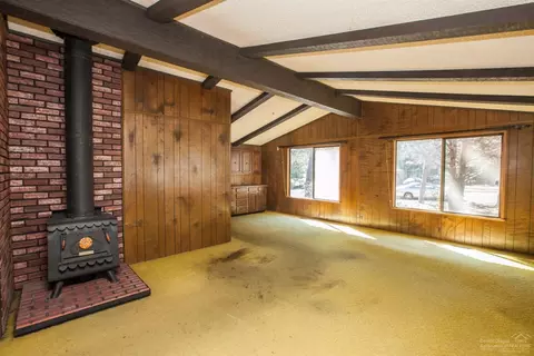 60887 Ridge Dr, Bend, OR 97702 photo 4