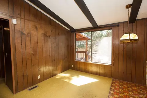 60887 Ridge Dr, Bend, OR 97702 photo 12