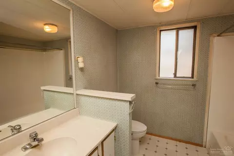 60887 Ridge Dr, Bend, OR 97702 photo 14