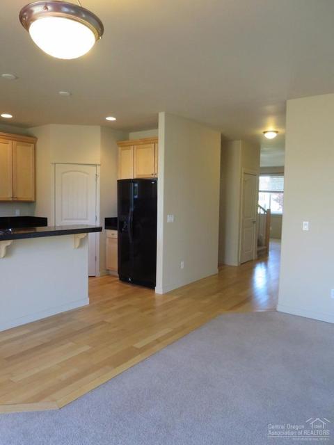2886 NE Jackdaw Dr, Bend, OR 97701 photo 6