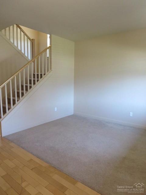 2886 NE Jackdaw Dr, Bend, OR 97701 photo 9