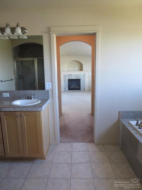 2886 NE Jackdaw Dr, Bend, OR 97701 photo 16