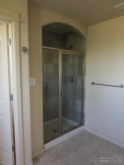 2886 NE Jackdaw Dr, Bend, OR 97701 photo 13