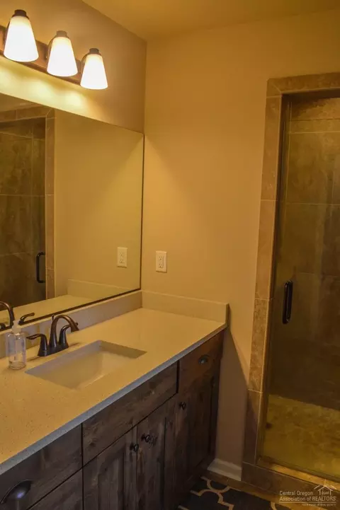 20800 NE Smoke Stack Ln, Bend, OR 97701 photo 13