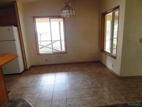 16045 Cascade Ln, La Pine, OR 97739 photo 5