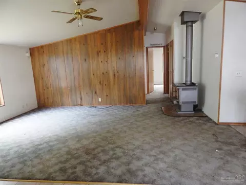 16045 Cascade Ln, La Pine, OR 97739 photo 6