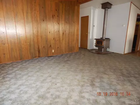 16045 Cascade Ln, La Pine, OR 97739 photo 13