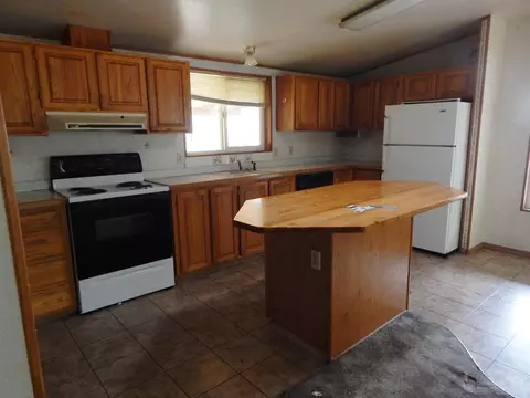 16045 Cascade Ln, La Pine, OR 97739 photo 4