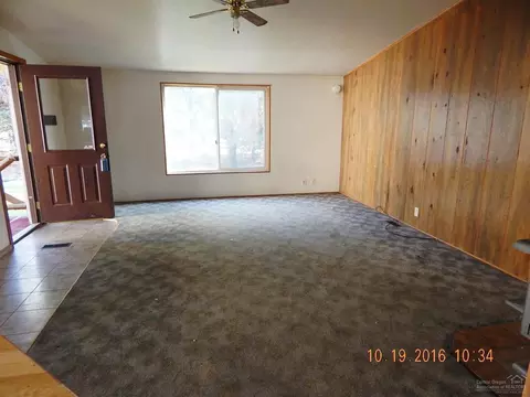 16045 Cascade Ln, La Pine, OR 97739 photo 9