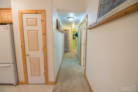 17220 Downey Rd, Bend, OR 97707 photo 8