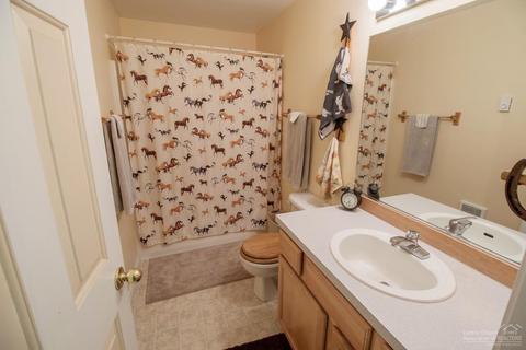 17220 Downey Rd, Bend, OR 97707 photo 11