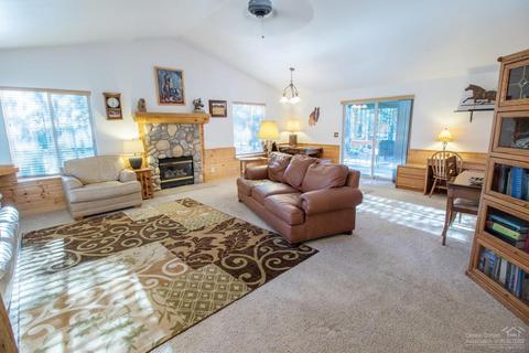 17220 Downey Rd, Bend, OR 97707 photo 3