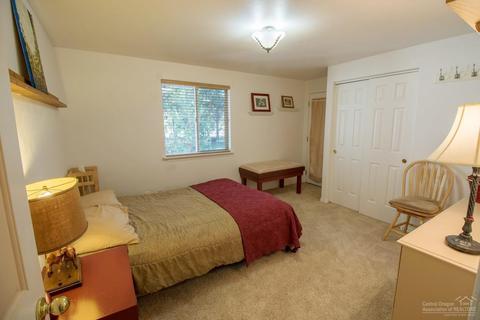 17220 Downey Rd, Bend, OR 97707 photo 9