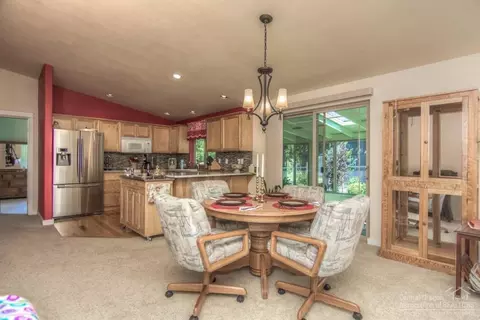 16072 Dick Rd, La Pine, OR 97739 photo 5
