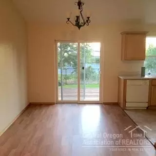 62645 Hawkview Rd, Bend, OR 97701 photo 3