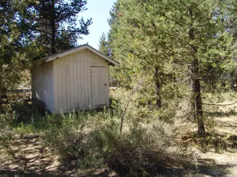 53215 Day Rd, La Pine, OR 97739 photo 4